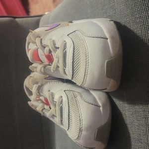 Toddler Air Max size 9C